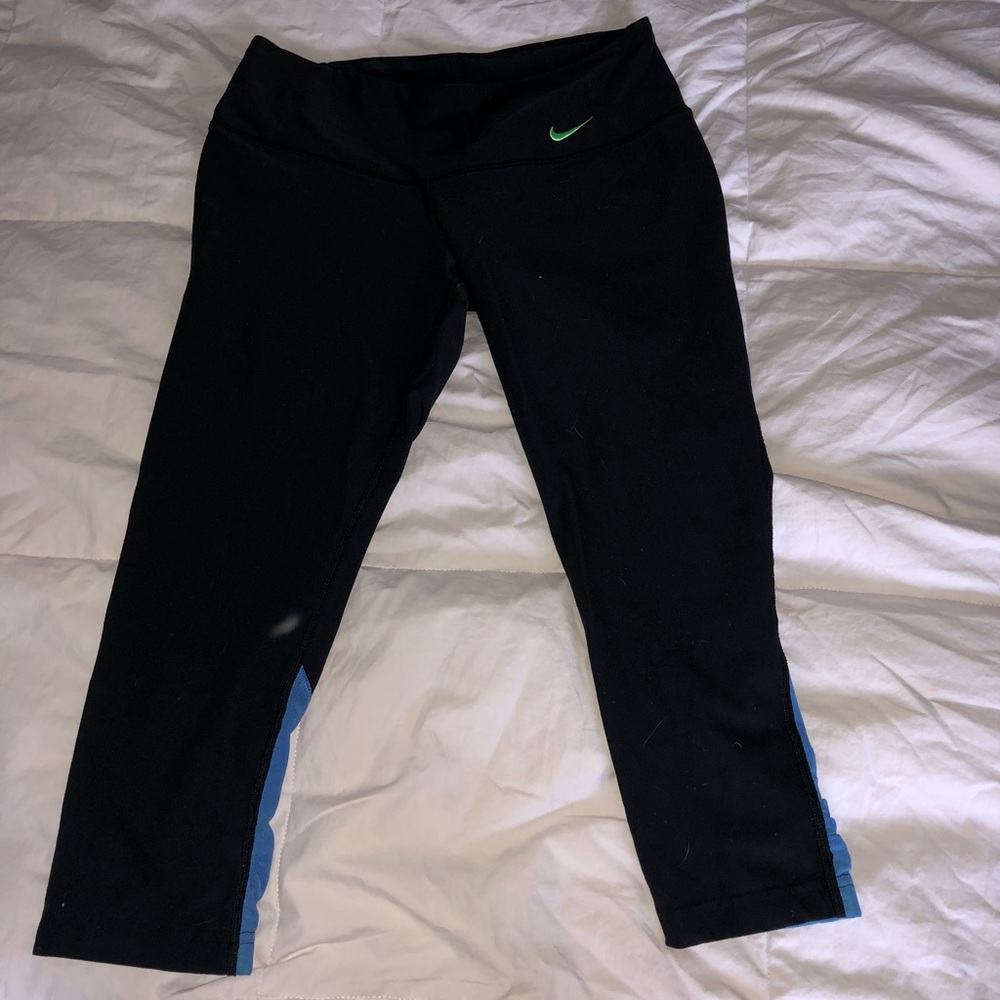 Nike cropped leggings